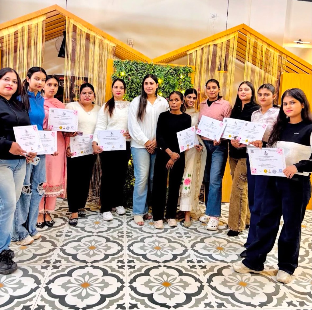 Large group of students and learners holding certificates in Art Studio Batala